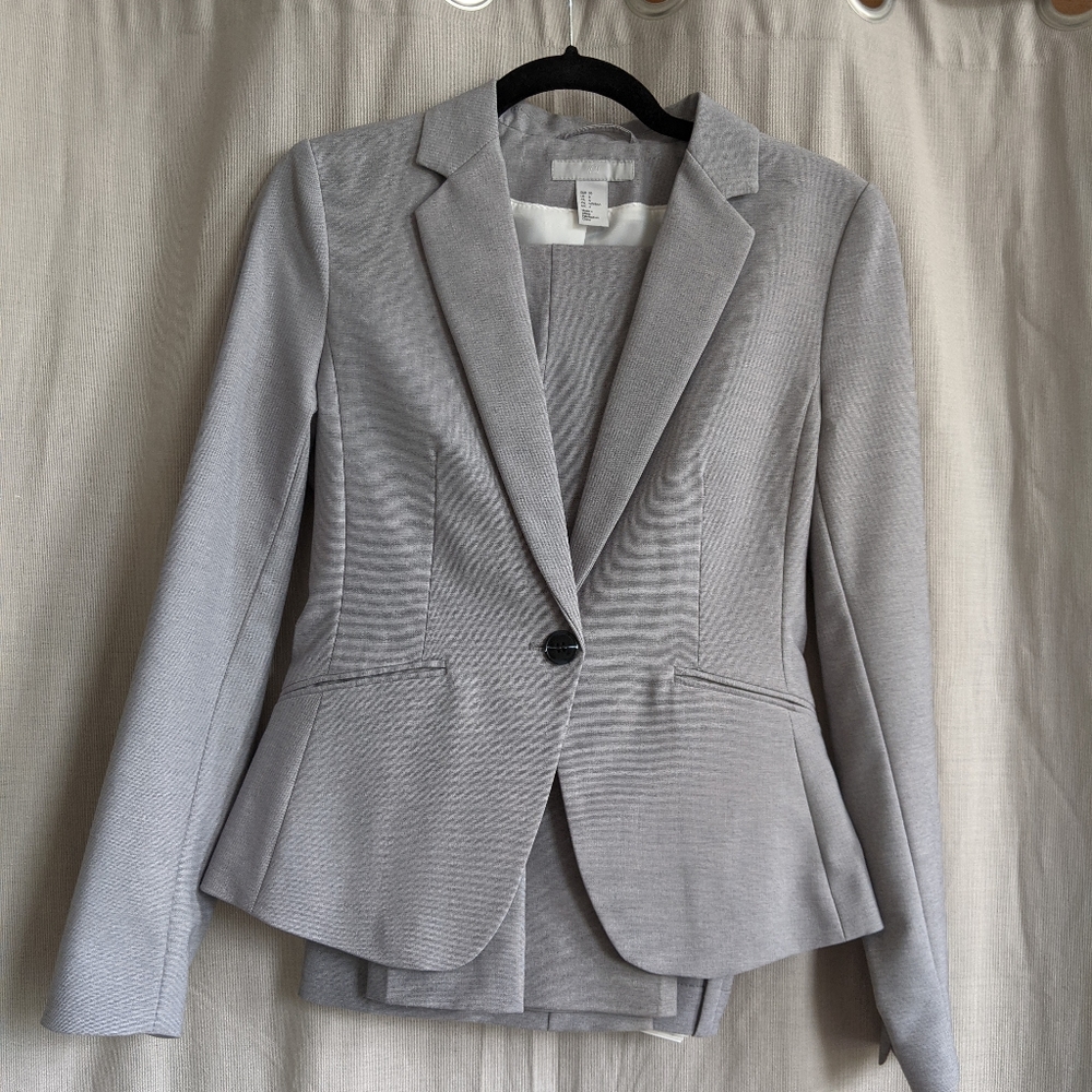Women's H&M Suit